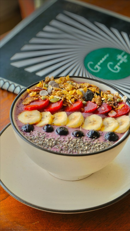 F&B photography by Virtue & Wisdom — smoothie bowl, visual production Dubai